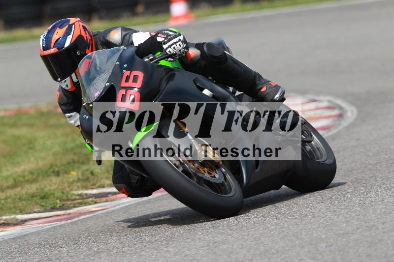 Archiv-2022/13 25.04.2022 Plüss Moto Sport ADR/Freies Fahren/66
